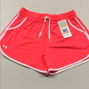 Under Armour Womens UA Takeover Short -Small PINK